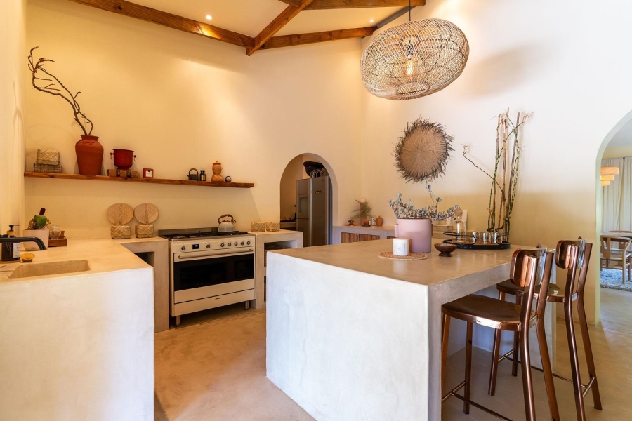 6 Bedroom Property for Sale in Hout Bay Western Cape